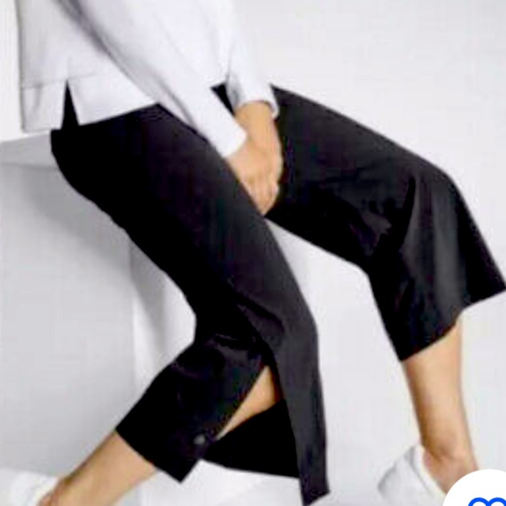 ATHLETA black wide leg utility crop pant